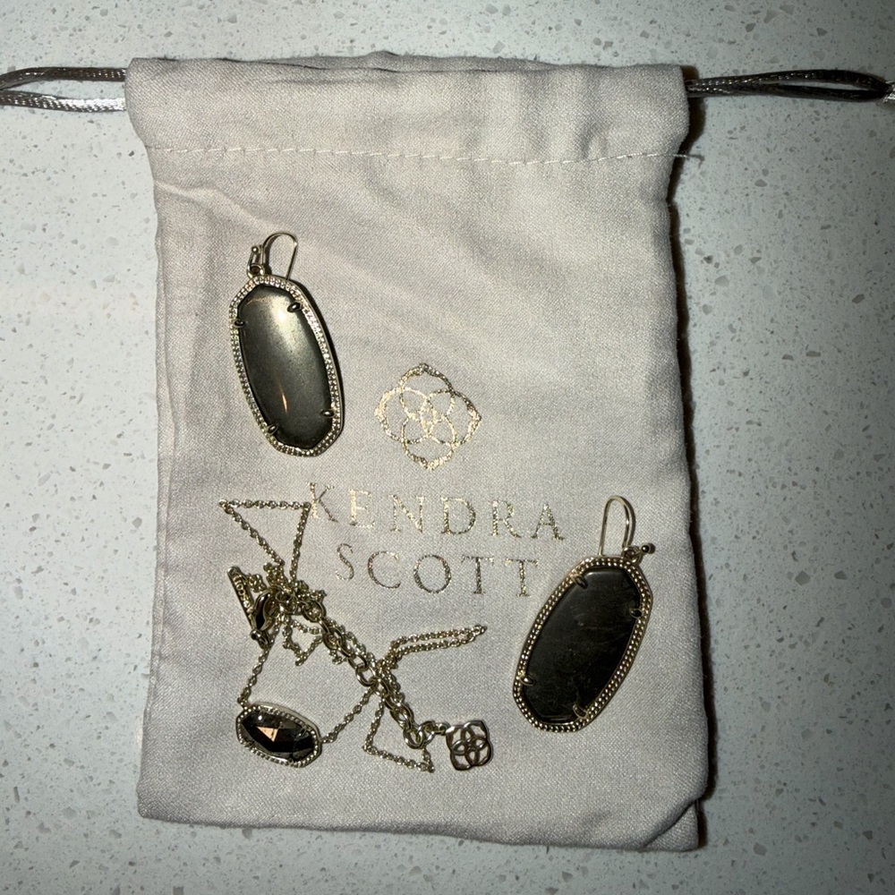 Kendra Scott Gold and Olive Elisa Necklace and Elle Earrings Set